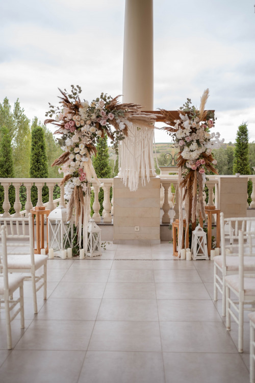 Wedding Arches and Decor