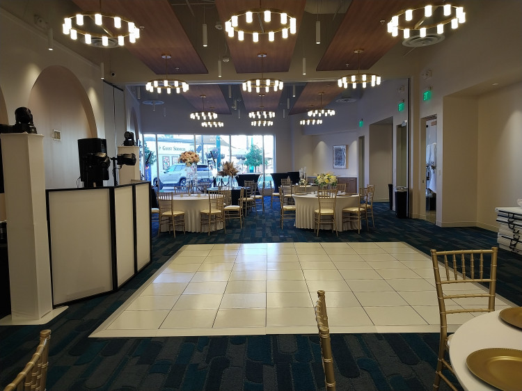 12'x12' Signature White Dance Floor